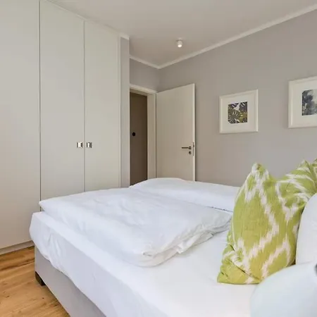 Strandgruen App 01 * Heringsdorf (Usedom)